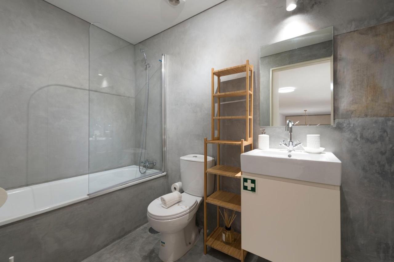 LovelyStay - Hidden&Quiet Duplex next to São Bento Station Porto Exterior foto