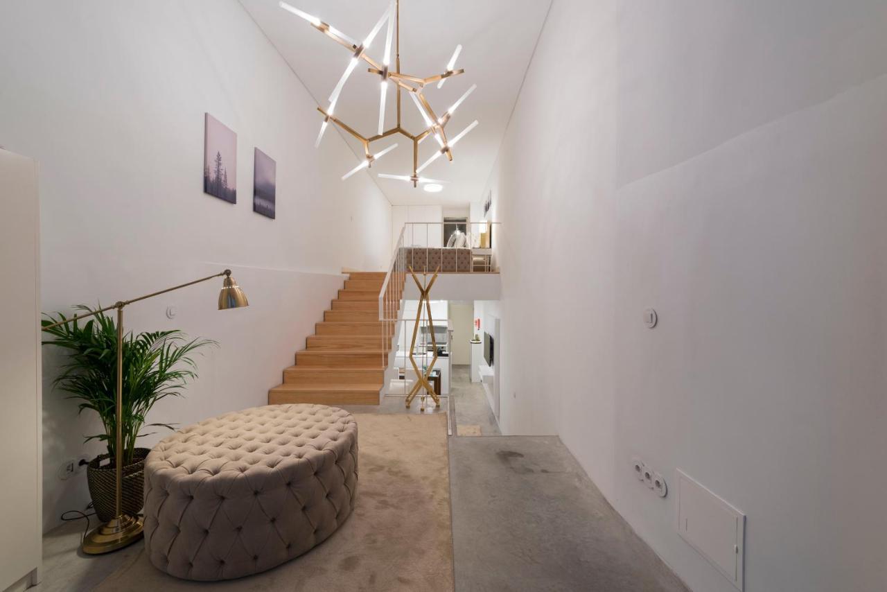 LovelyStay - Hidden&Quiet Duplex next to São Bento Station Porto Exterior foto