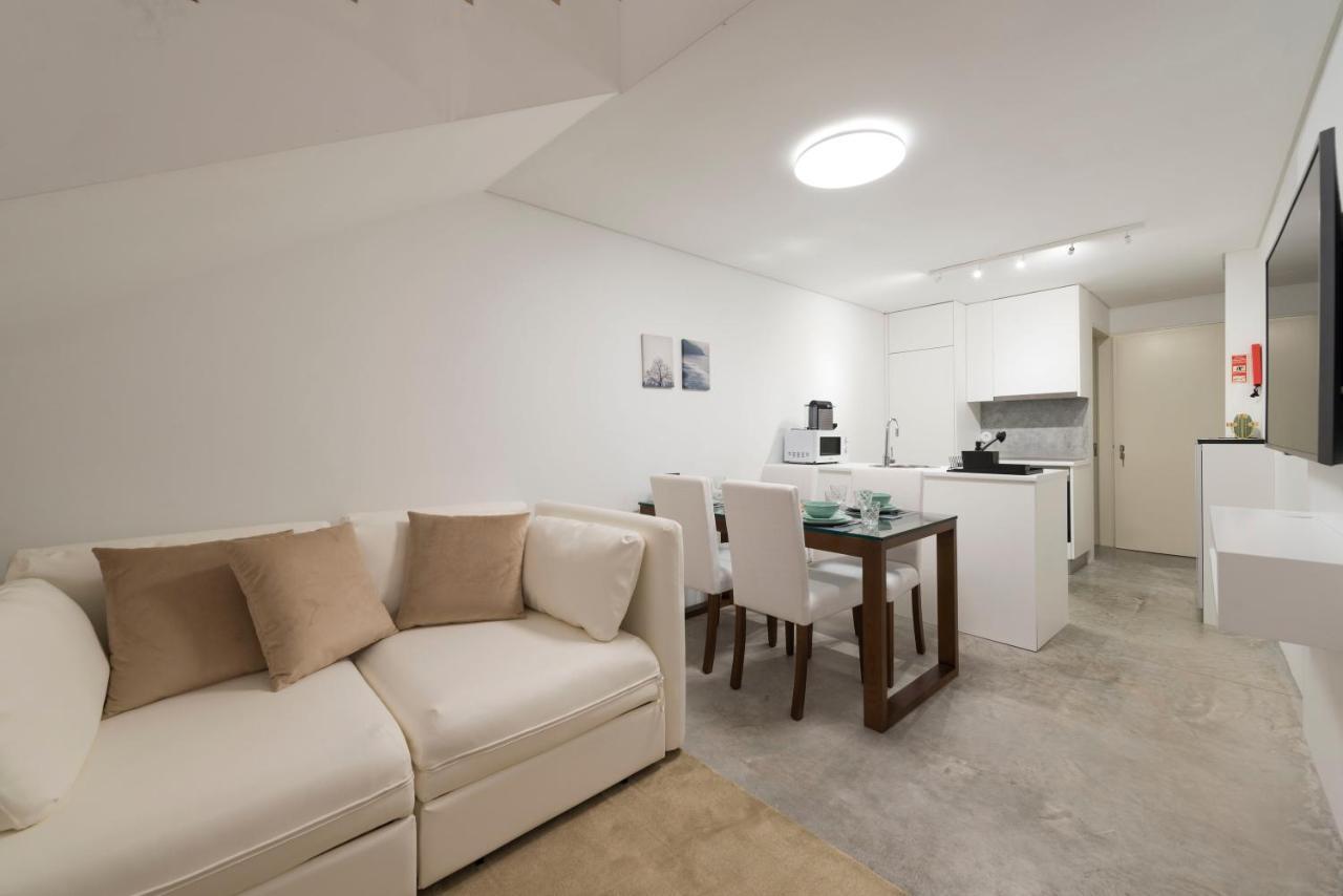 LovelyStay - Hidden&Quiet Duplex next to São Bento Station Porto Exterior foto