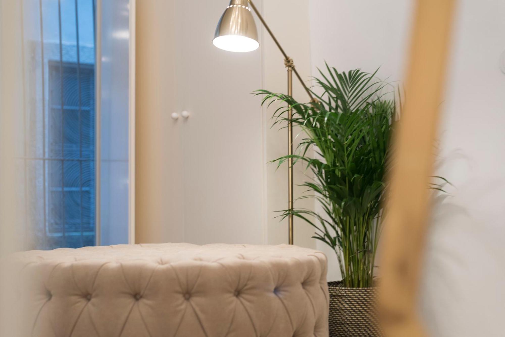 LovelyStay - Hidden&Quiet Duplex next to São Bento Station Porto Exterior foto